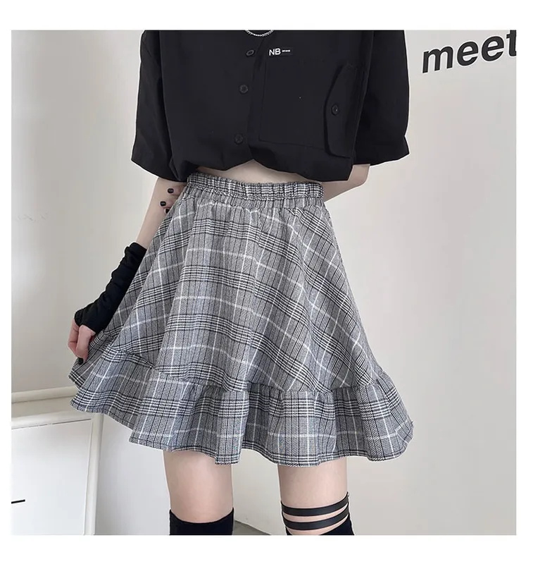 Harajuku Dark Gothic High Waist Plaid A-line Pleated Skirt Splicing Cargo dress