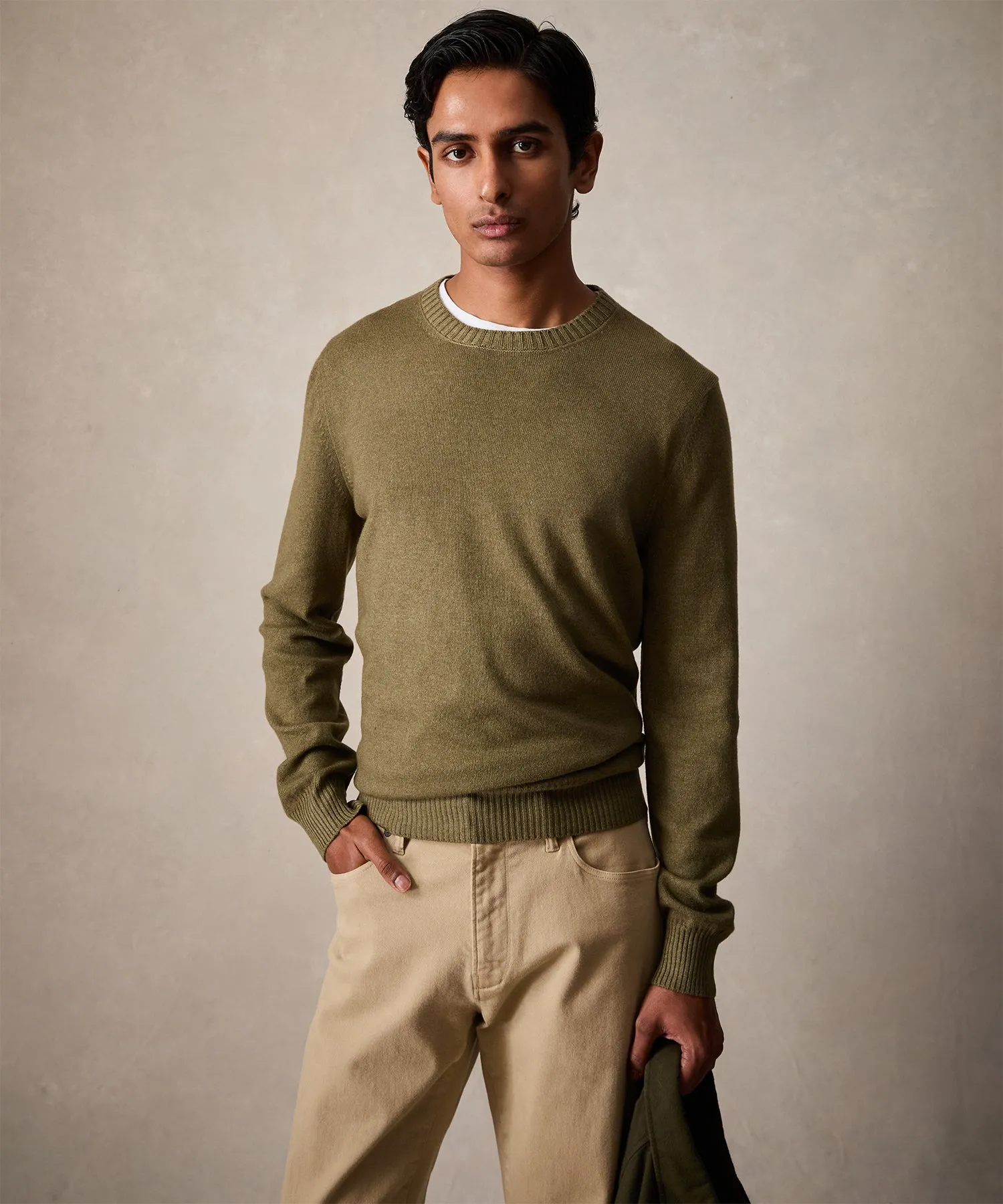 Italian Garment Dyed Wool Cashmere Crewneck Sweater in Olive