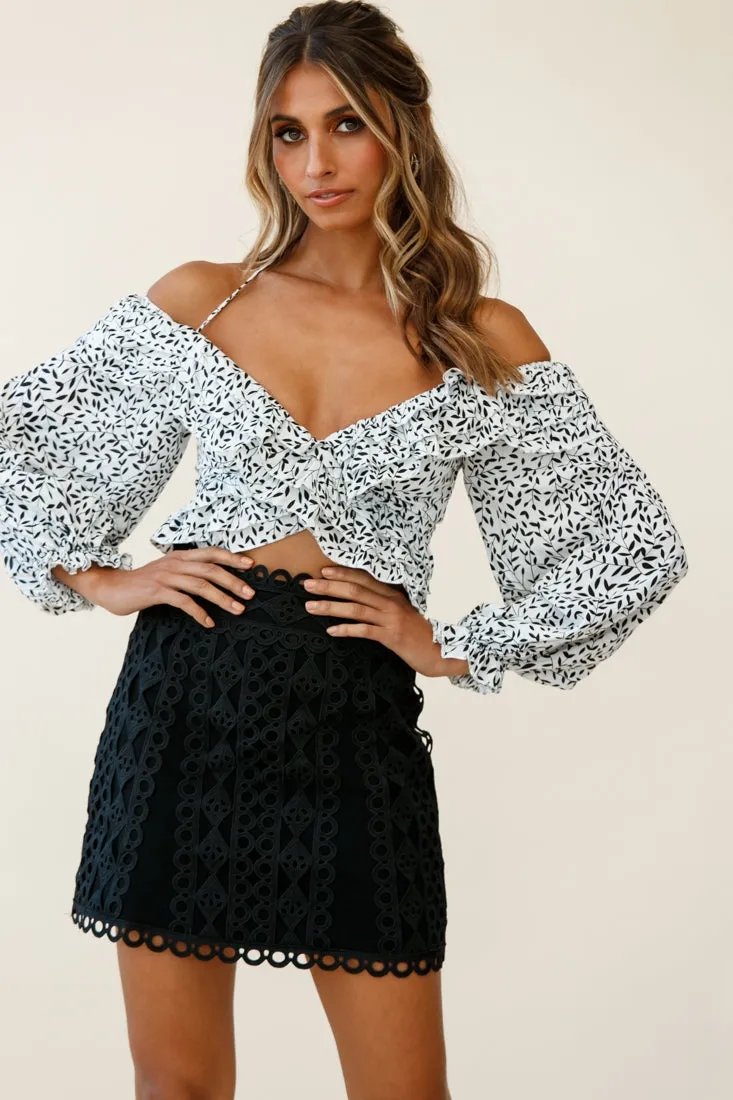 Rosarito Long Balloon Sleeve Halterneck Crop Top Leaf Print White