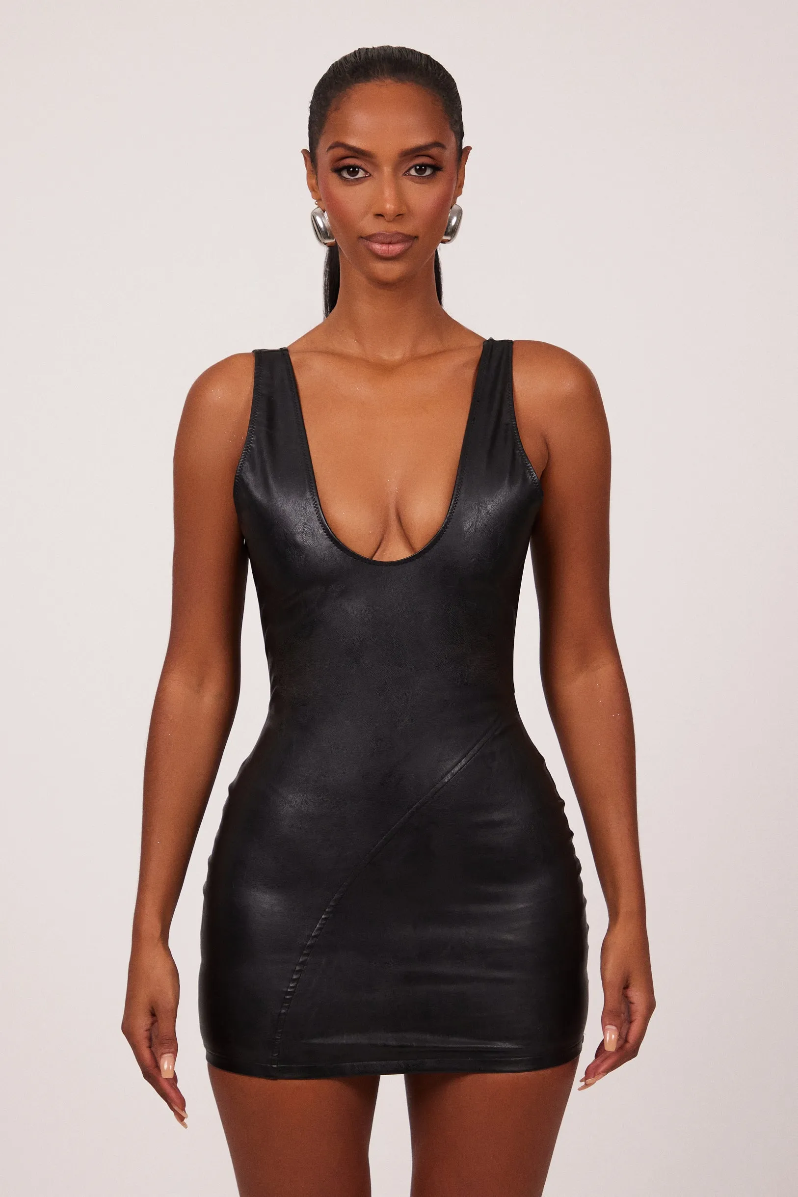 The leather dress with gloves - Black